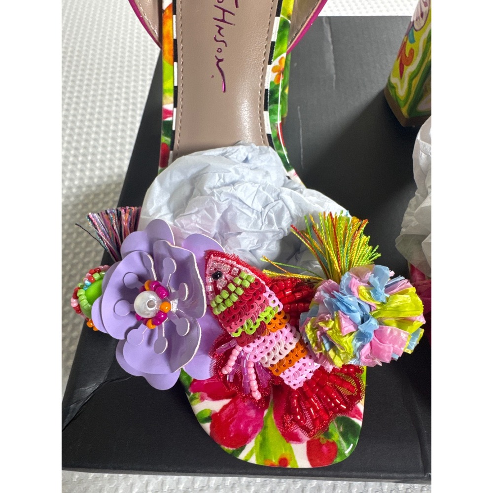 Betsey Johnson Sandals Womens 6 Masen Bright Multi Floral Block Heel NIB - Picture 2 of 7